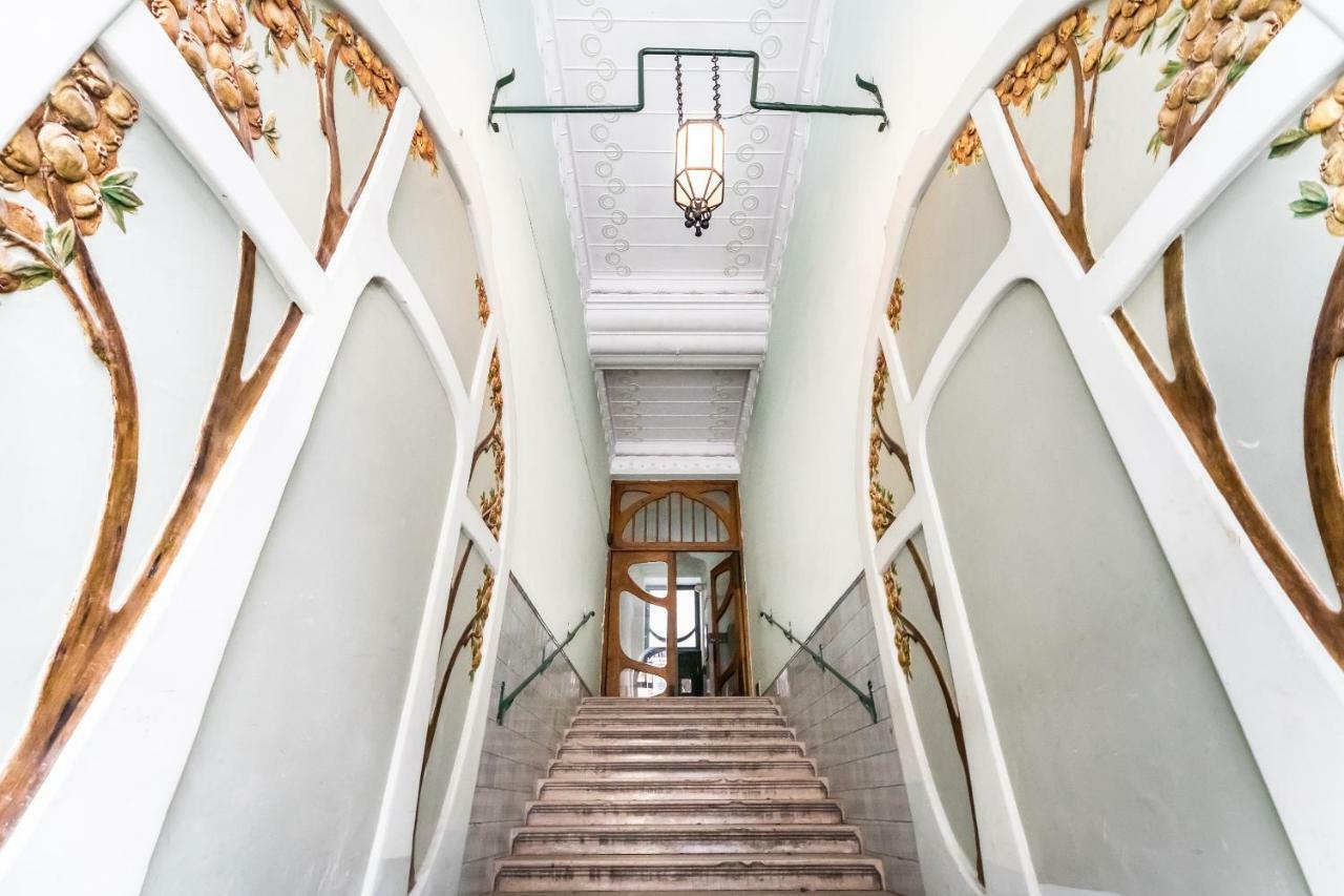 Budapest Art Nouveau Apartment Exterior photo